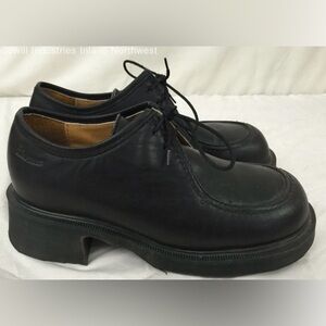 🖤Dr. Martens🖤 incredible vintage made in England Y2K lace up shoes
